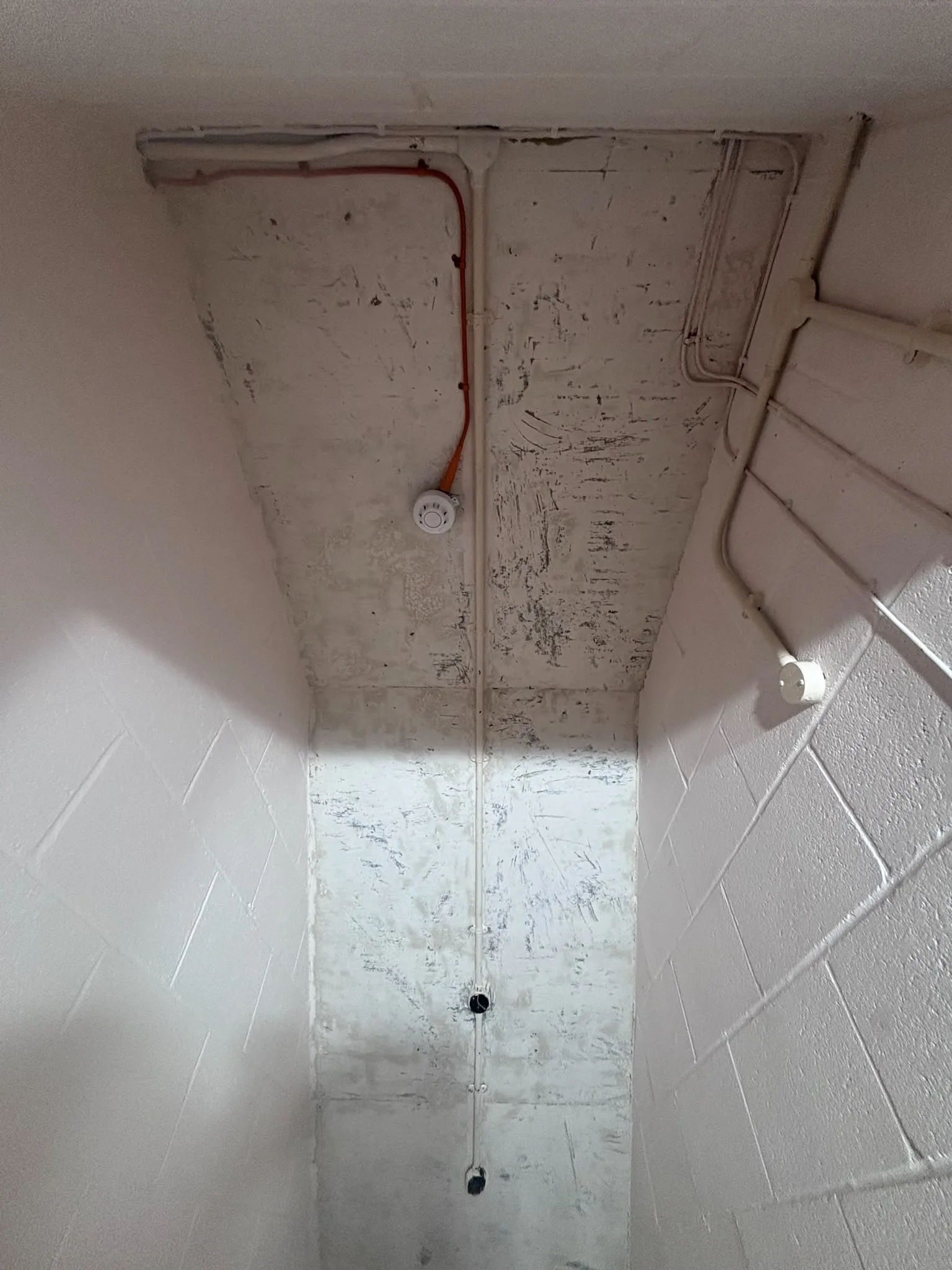 Licensed asbestos gasket removal in a East Finchley commercial property